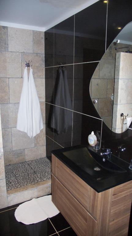 Hotel Saint Trophime Arles Zimmer foto