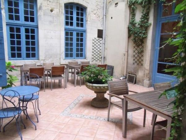 Hotel Saint Trophime Arles Exterior foto